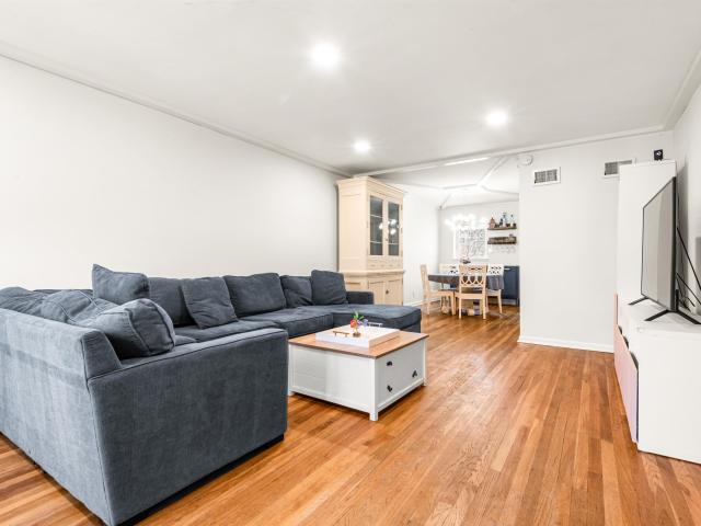 House for sale in Hudson, New Jersey