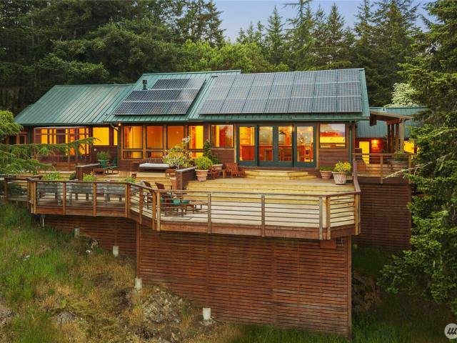 House for sale in Friday Harbor, Washington