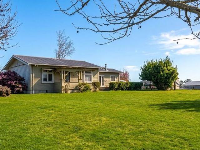 House for rent in Awhitu, Oroua County