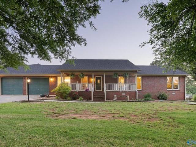 House for sale in Hazel Green, Alabama