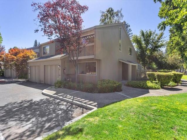 Townhouse for sale in Mountain View, California