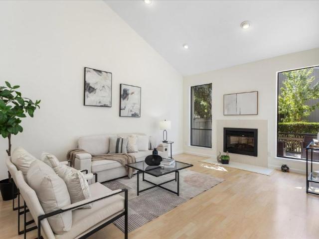 Townhouse for sale in Mountain View, California