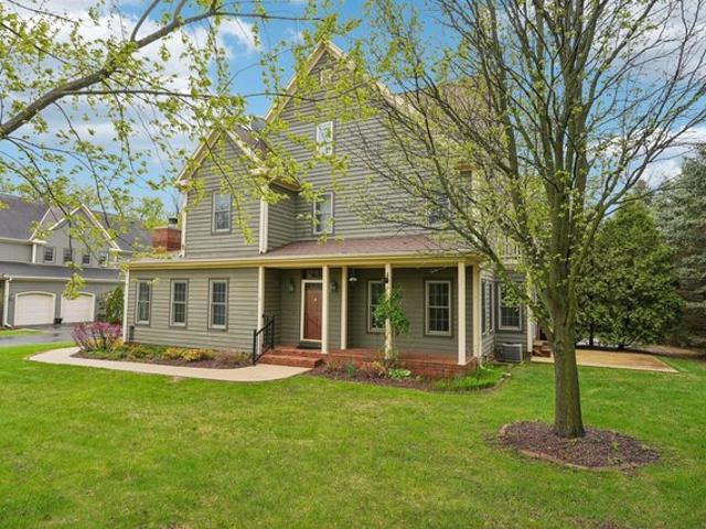Condo for sale in Delafield, Wisconsin