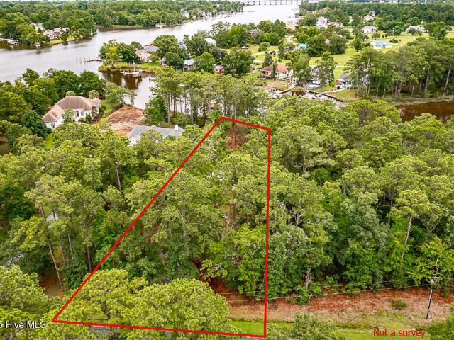 Land for sale in Oriental, North Carolina