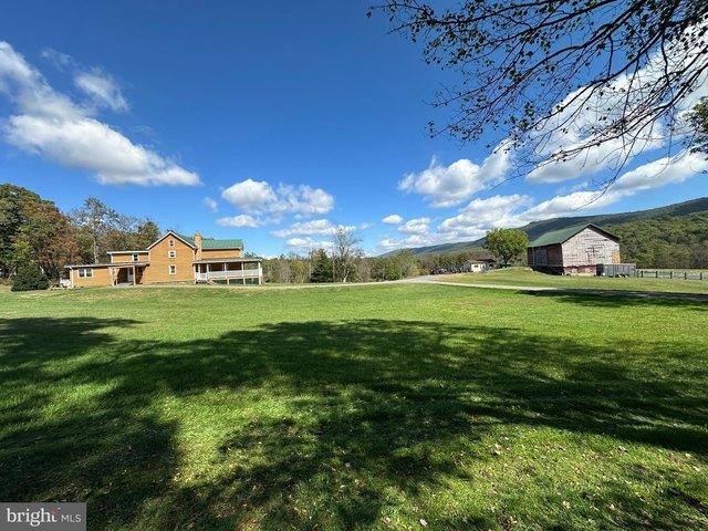 House for sale in Hardy, West Virginia