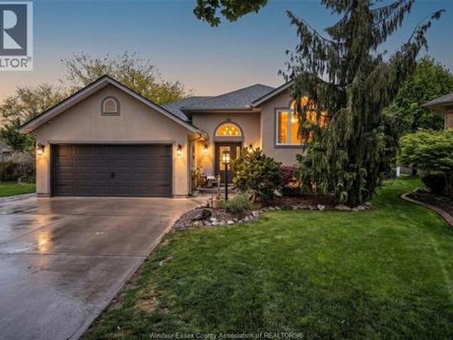 House for sale in Amherstburg, Ontario