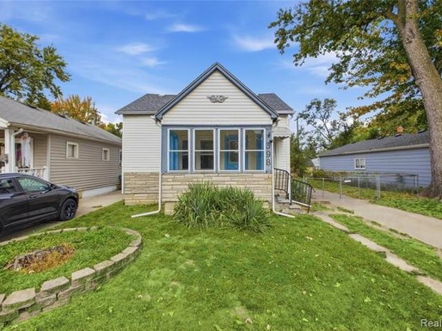 House for sale in Hazel Park, Oakland County