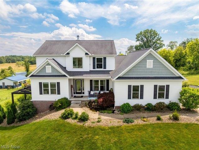 House for sale in Hartville, Ohio