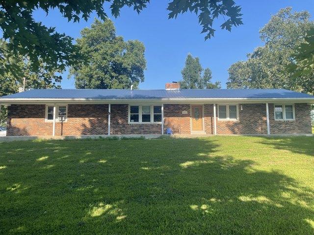House for sale in Dunnegan, Missouri
