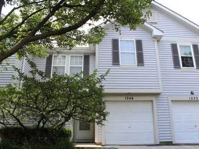 Condo for rent in Naperville