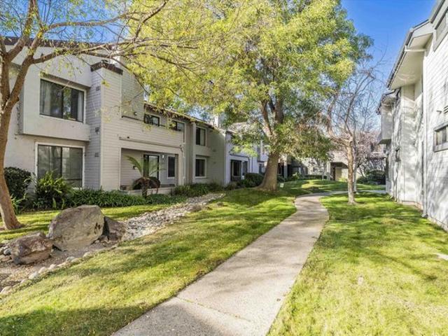 Condo for sale in Newark, California