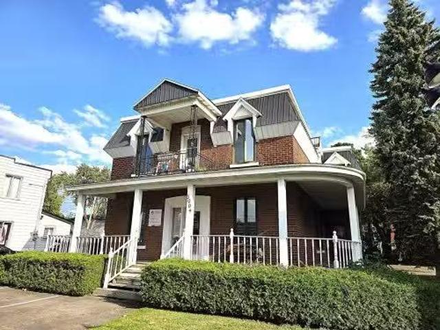 House for sale in Chomedey, Quebec