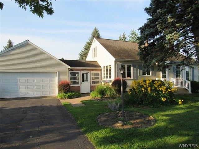 House for sale in Niagara, New York
