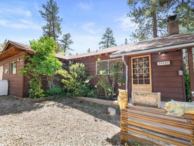 Townhouse for sale in Big Bear Lake