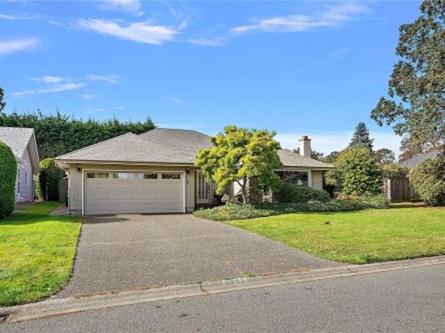 House for sale in Gordon Head, Saanich