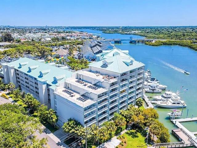 Condo for sale in Indian Rocks Beach, Florida