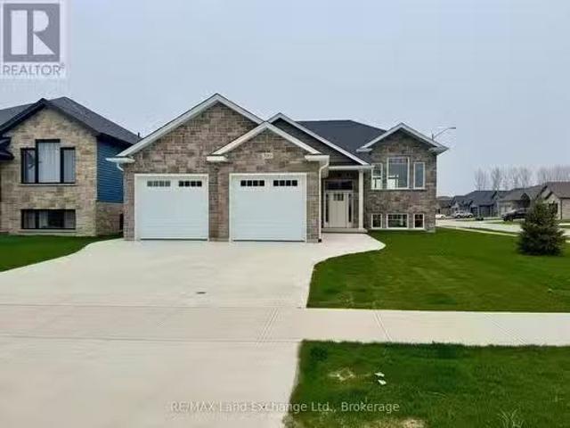 House for sale in Saugeen Shores, Ontario