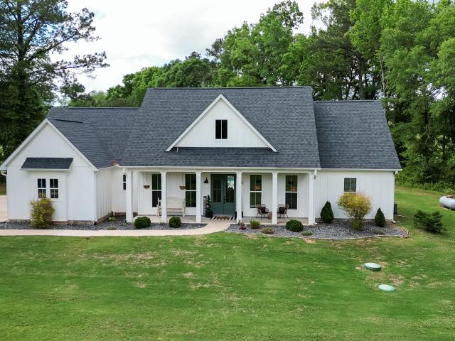 House for sale in Molena, Georgia
