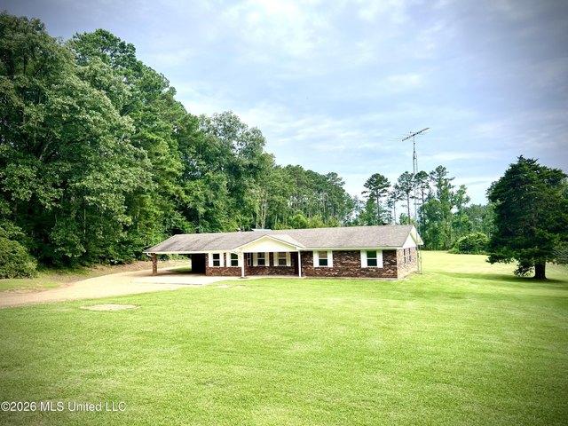 House for sale in Summit, Mississippi