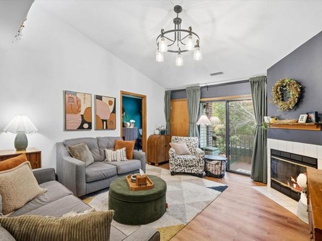 Condo for sale in Thiensville, Ozaukee County