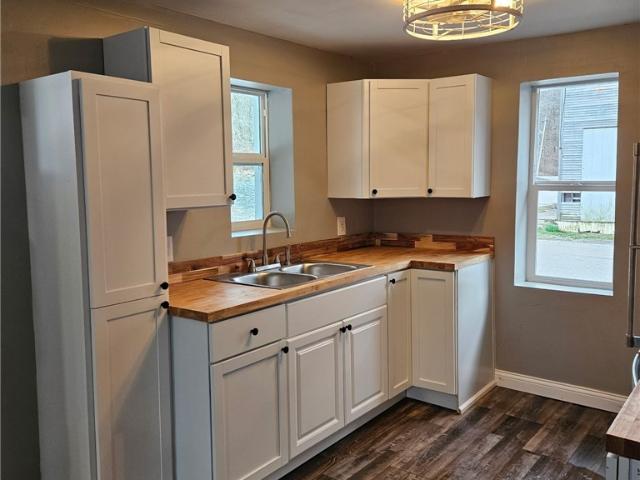 House for sale in Catherine, Indiana