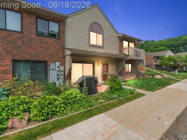 Condo for sale in Brighton, Michigan