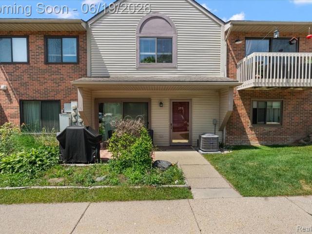 Condo for sale in Brighton, Michigan