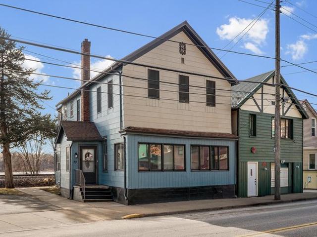 House for sale in Fountain City, Wisconsin