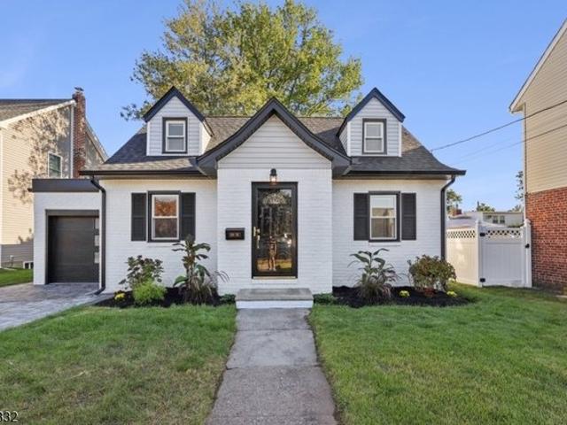 House for sale in Fair Lawn, Bergen County