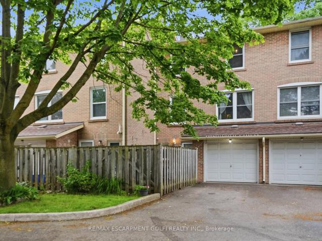 Condo for sale in Woburn, Ontario