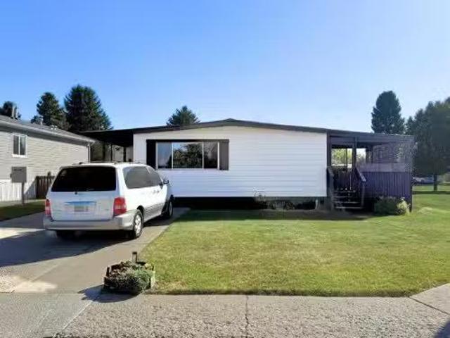 House for sale in Medicine Hat, Alberta