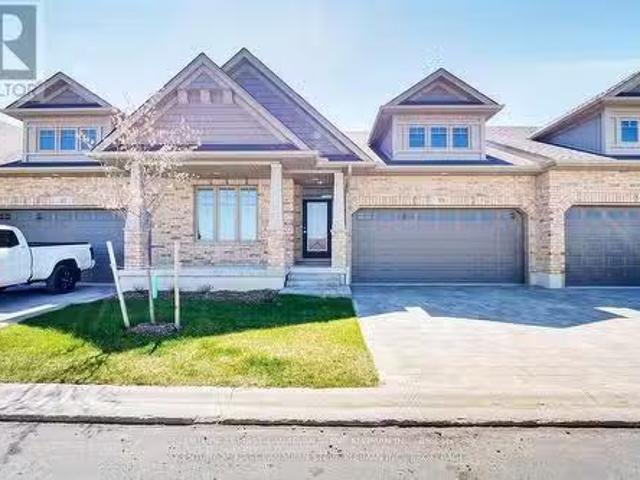 Condo for sale in Arva, Ontario
