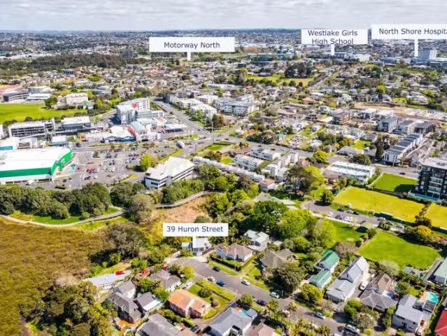 House for sale in Wairau Valley