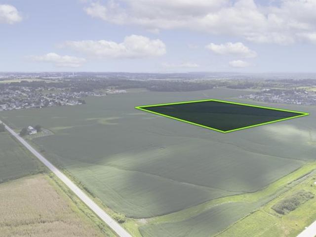 Land for sale in Linn, Iowa