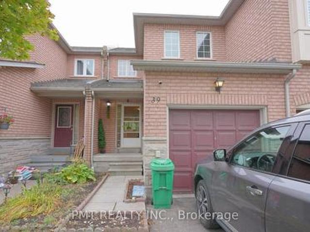 Townhouse for rent in Mississauga, Golden Horseshoe