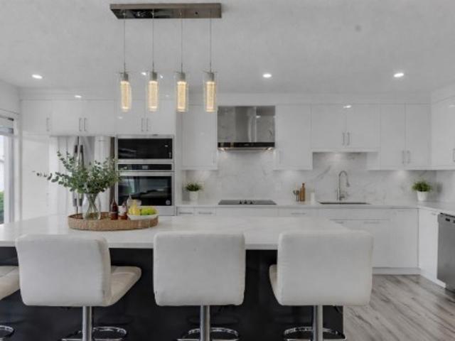 Townhouse for sale in Strawberry Hill, Surrey