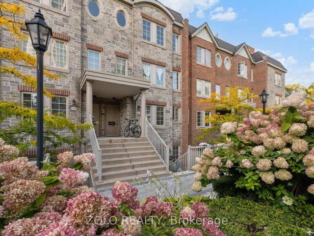 Condo for sale in Toronto, Golden Horseshoe