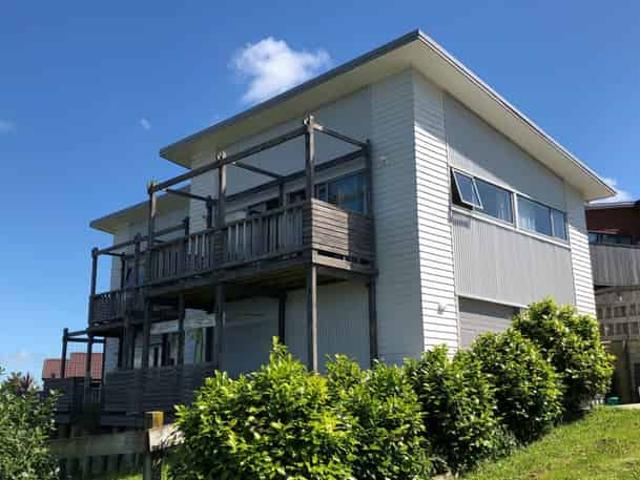 House for rent in Awhitu, Oroua County