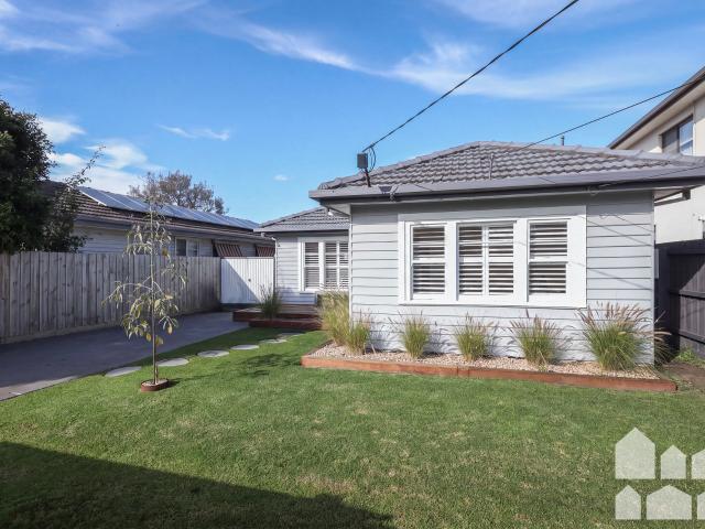 Granny Flat for rent in Camerons Creek, Victoria