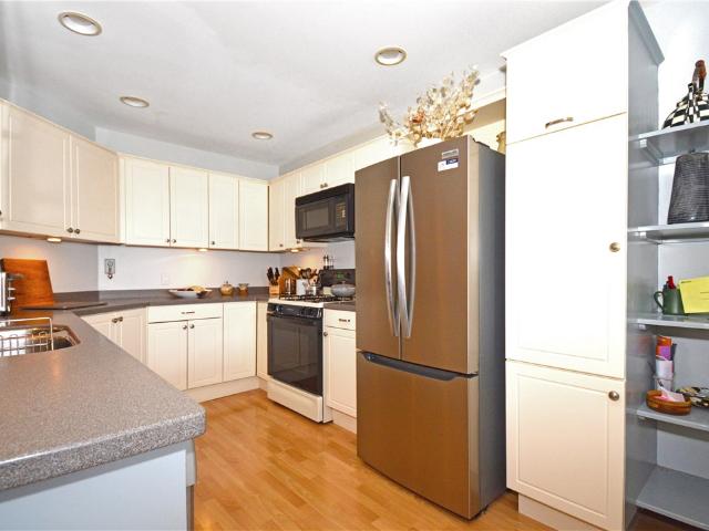 Condo for sale in Warren, Rhode Island