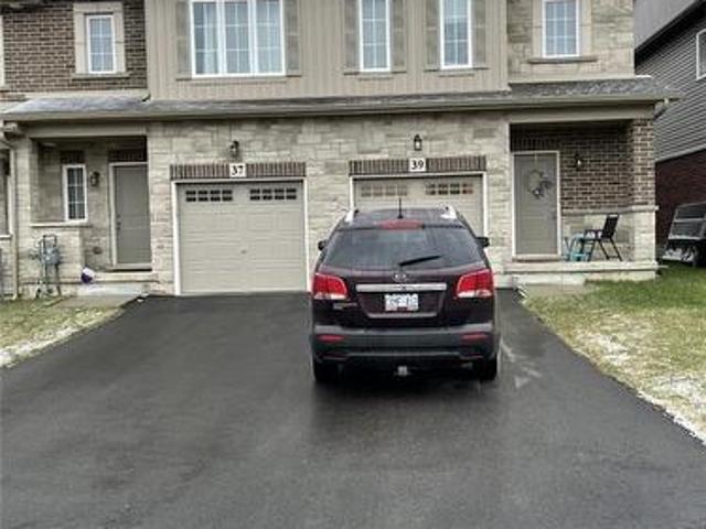 House for rent in Ancaster, Ontario