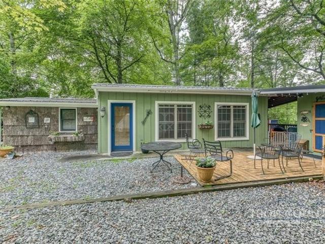 House for sale in Linville Land Harbor, Newland