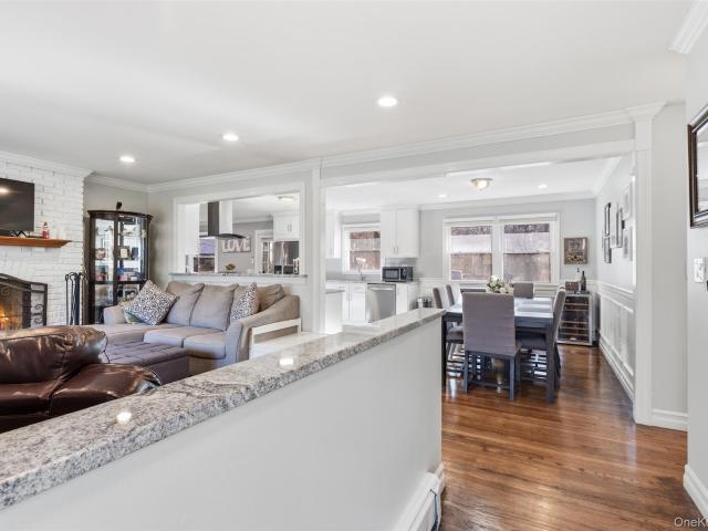 House for sale in Baldwin Place, New York