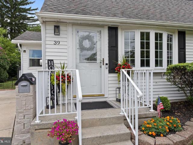 House for sale in Crosswicks, New Jersey