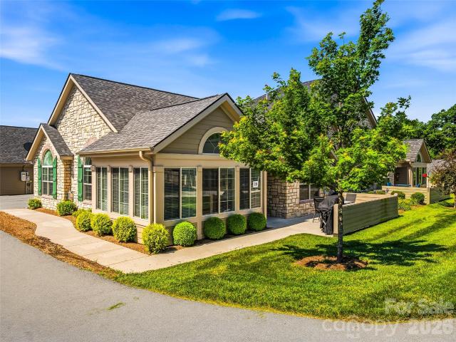 Townhouse for sale in East Flat Rock, North Carolina