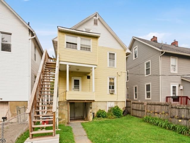 House for sale in Washington, New Jersey