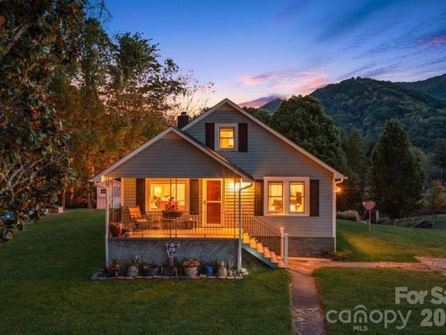 House for sale in Clyde, Haywood County