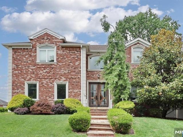 House for sale in Hasbrouck Heights, New Jersey
