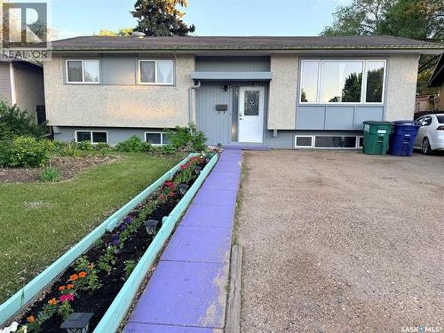 House for sale in Saskatoon, Saskatchewan