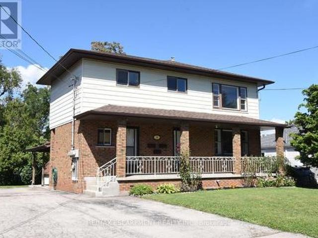 House for sale in Ancaster, Ontario